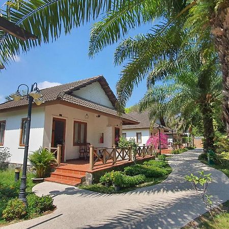 Vuon Xoai Resort Ap Phuoc Cang Luaran gambar